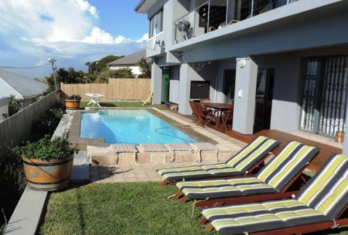 Simonʼs Town South Africa Hotel