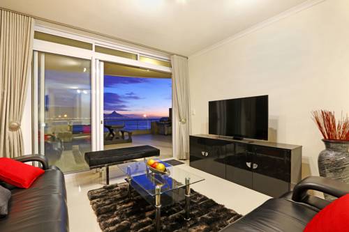 Bloubergstrand South Africa Hotel